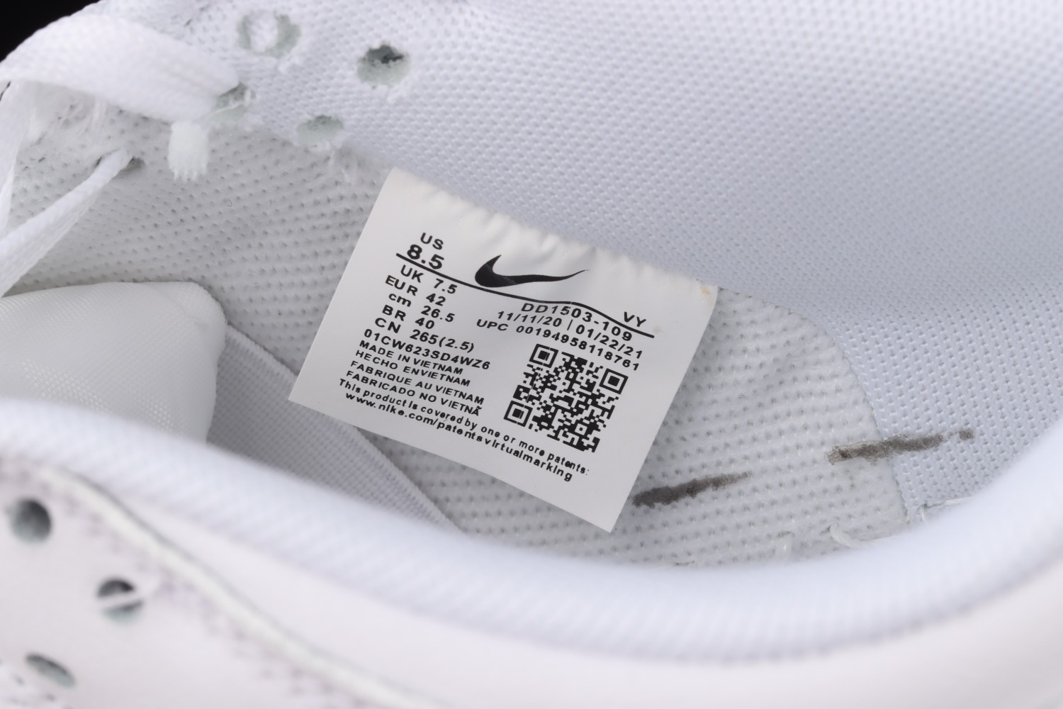 Nike Dunk Low Triple White (2021) (W) DD1503-109