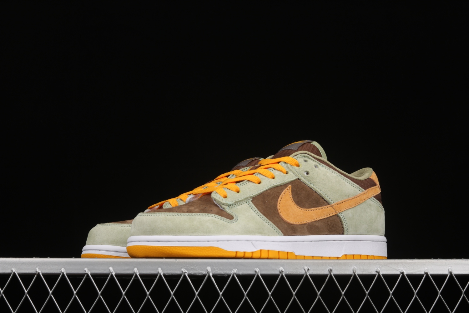 Nike Dunk Low Olive Brown Orange  DH5360-300