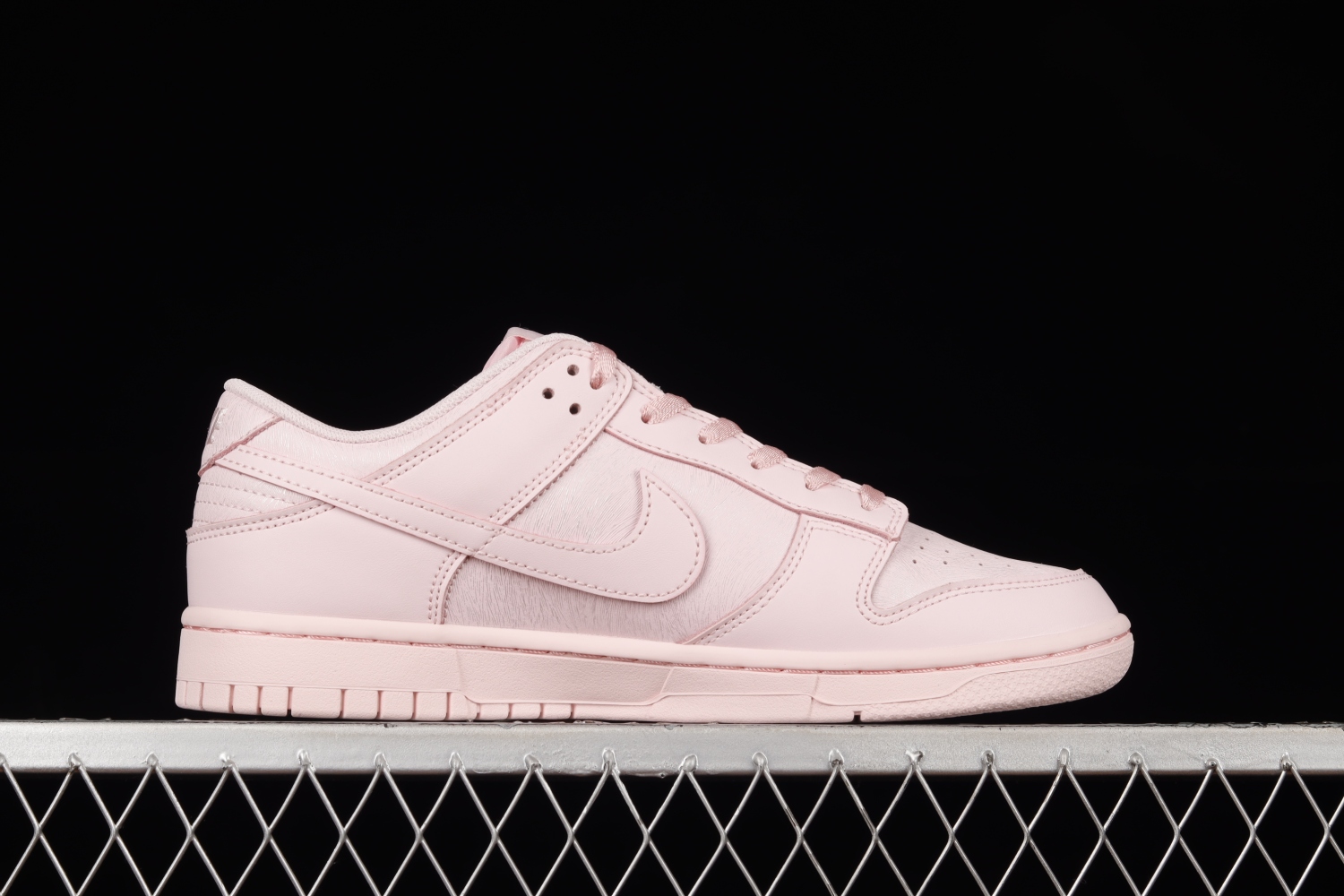 Nike Dunk Low Pink (GS) 921803-601