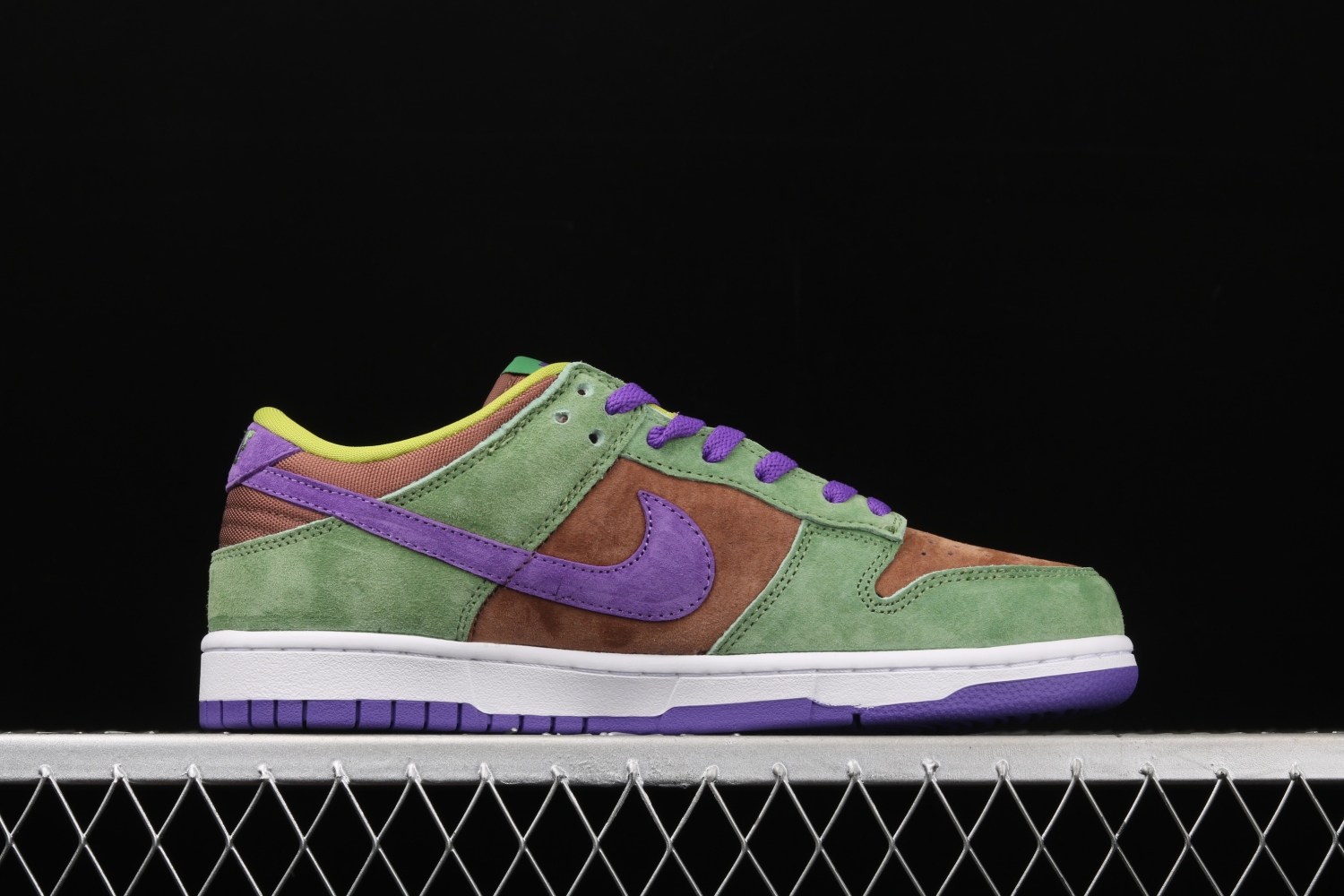 Nike Dunk Low Veneer (2020) DA1469-200
