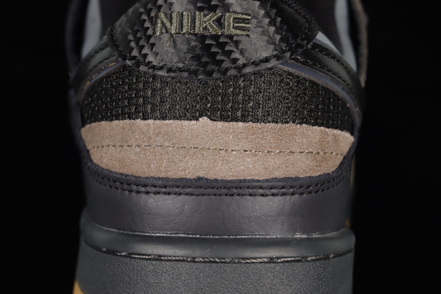 Nike Dunk Low Scrap Black Gum DB0500-001