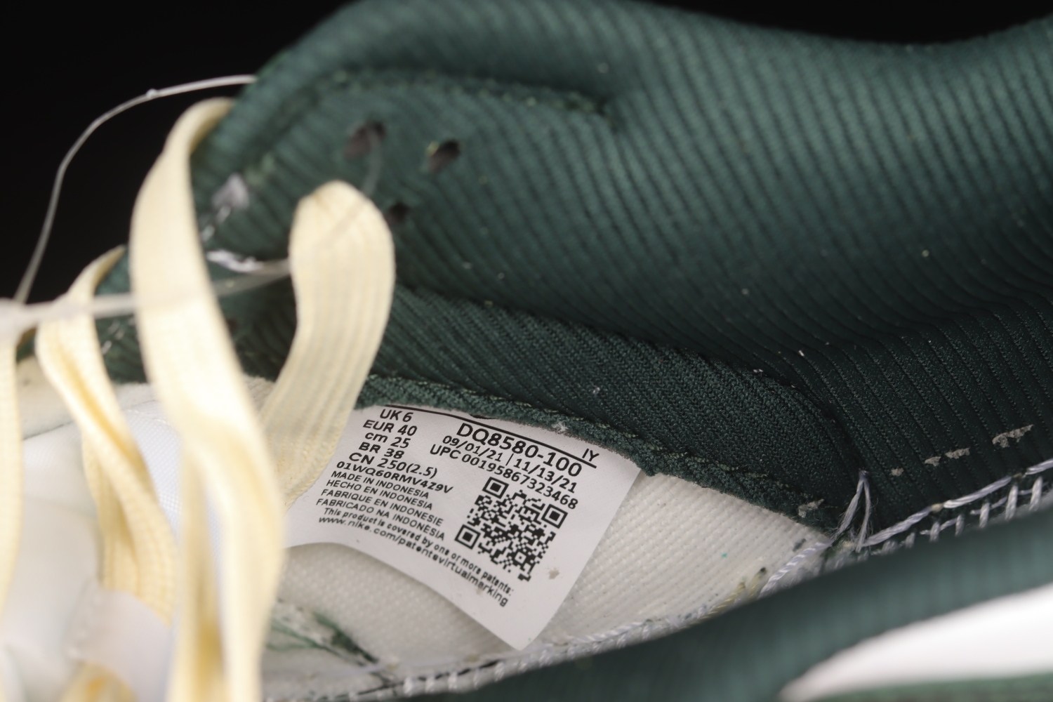 Nike Dunk Low Vintage Green (W) DQ8580-100