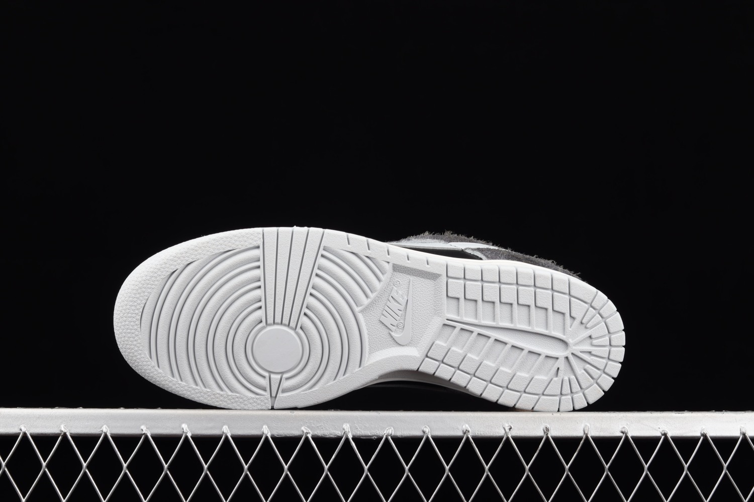 Nike Dunk Low Retro Animal Pack Zebra DH7913-001