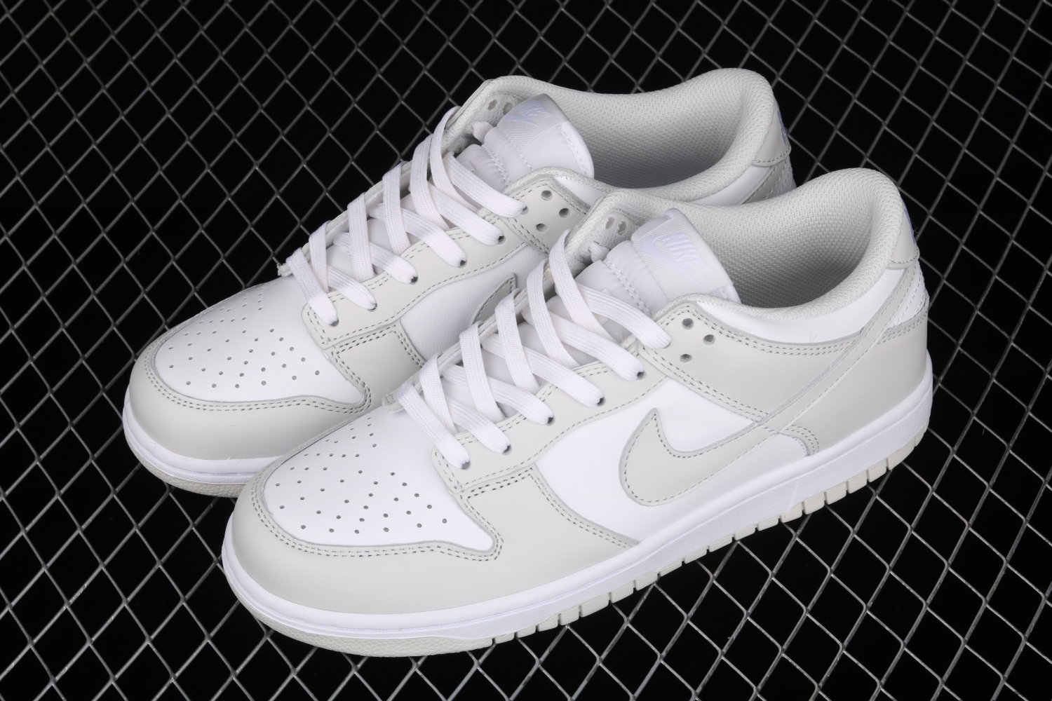 Nike Dunk Low Photon Dust (W) DD1503-103