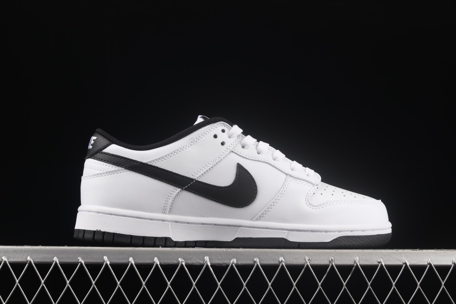 Nike Dunk Low White Black (2022) (W)  DD1503-113