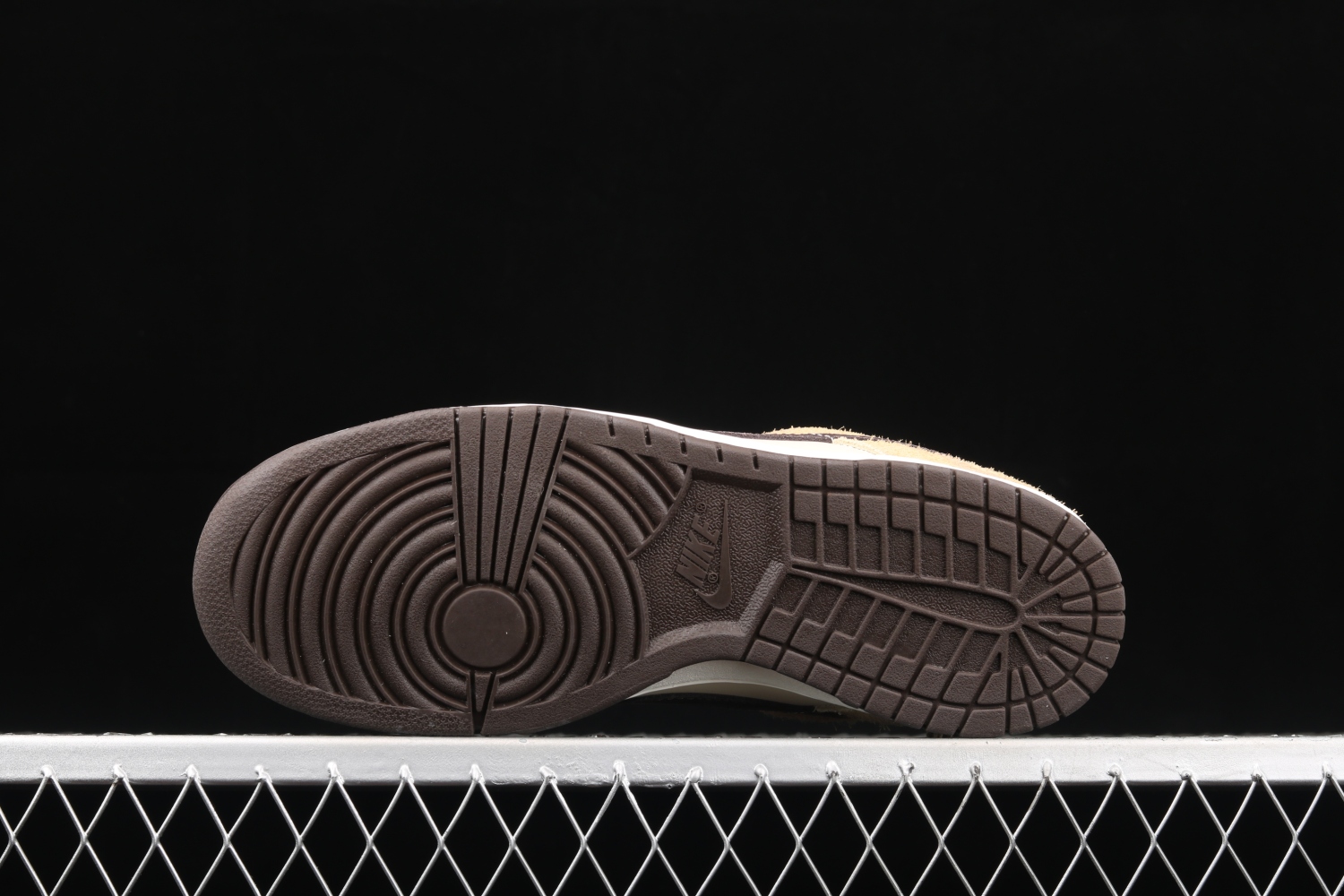 Nike Dunk Low Retro PRM Cheetah  DH7913-200