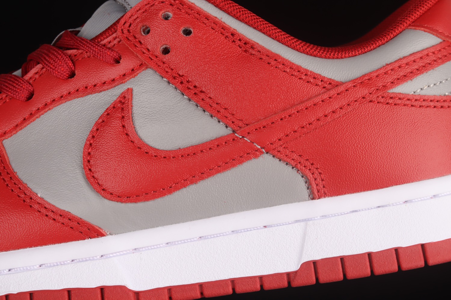 Nike Dunk Low Retro UNLV DD1391-002