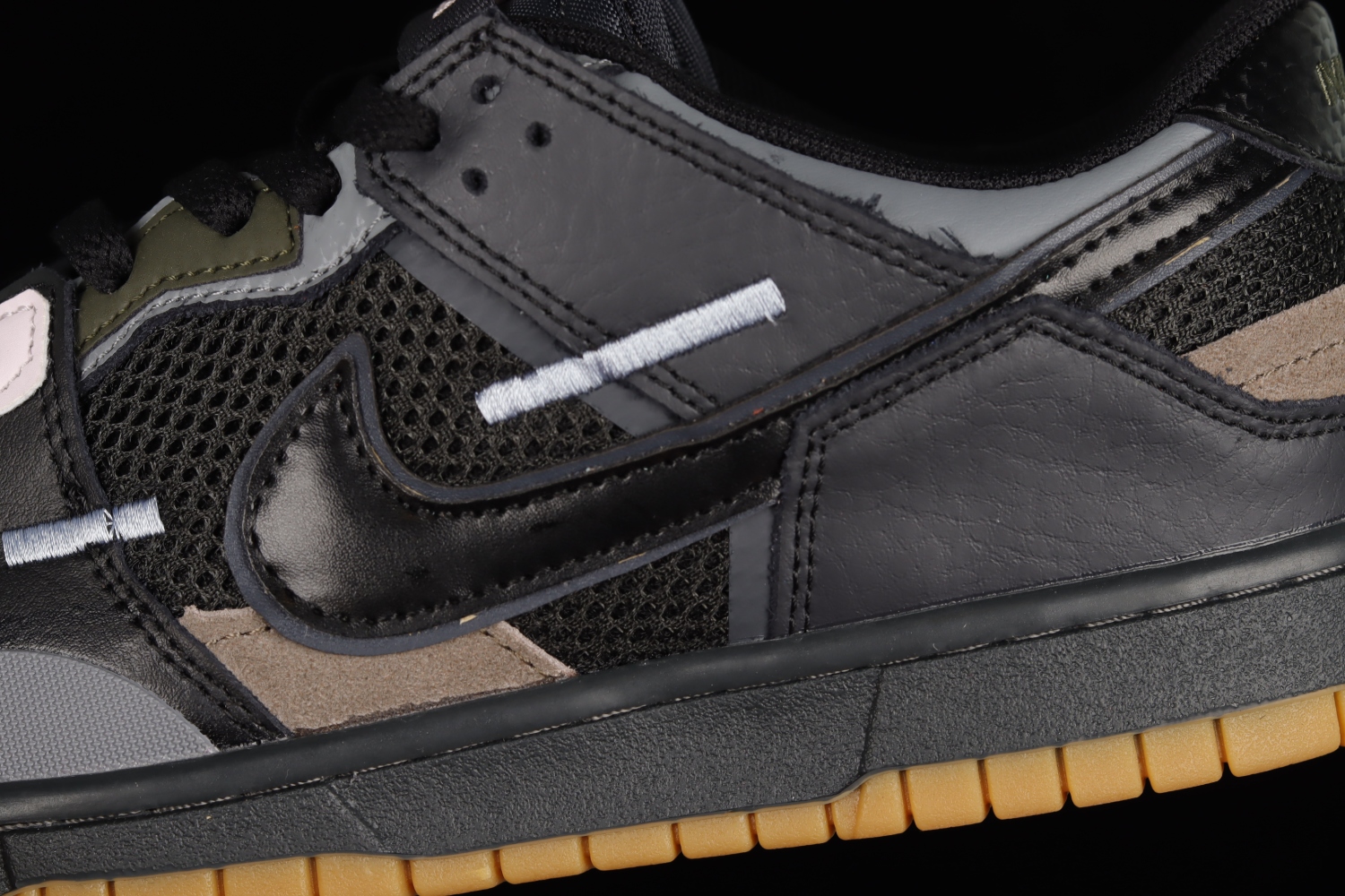Nike Dunk Low Scrap Black Gum DB0500-001