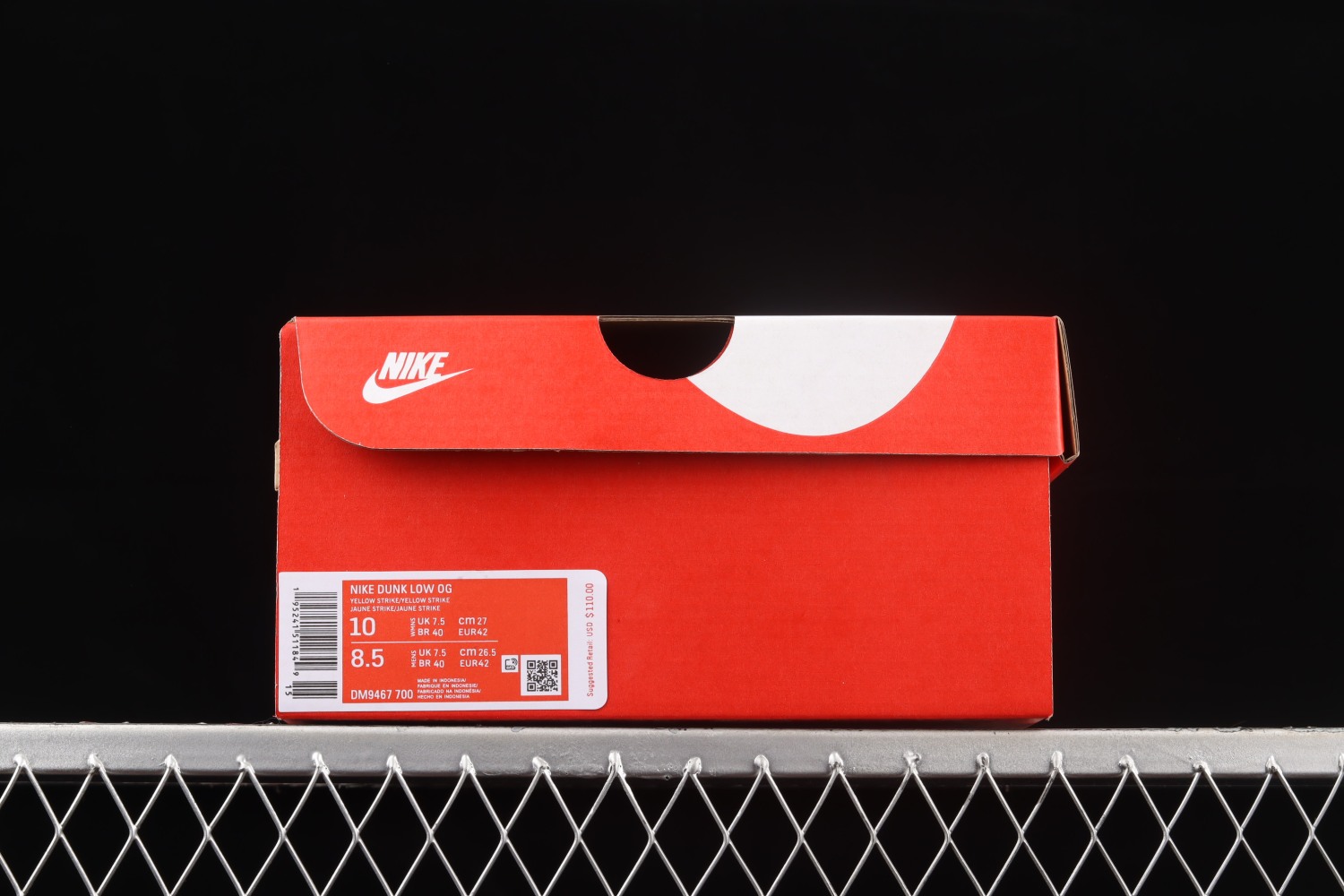 Nike Dunk Low Yellow Strike (W) DM9467-700