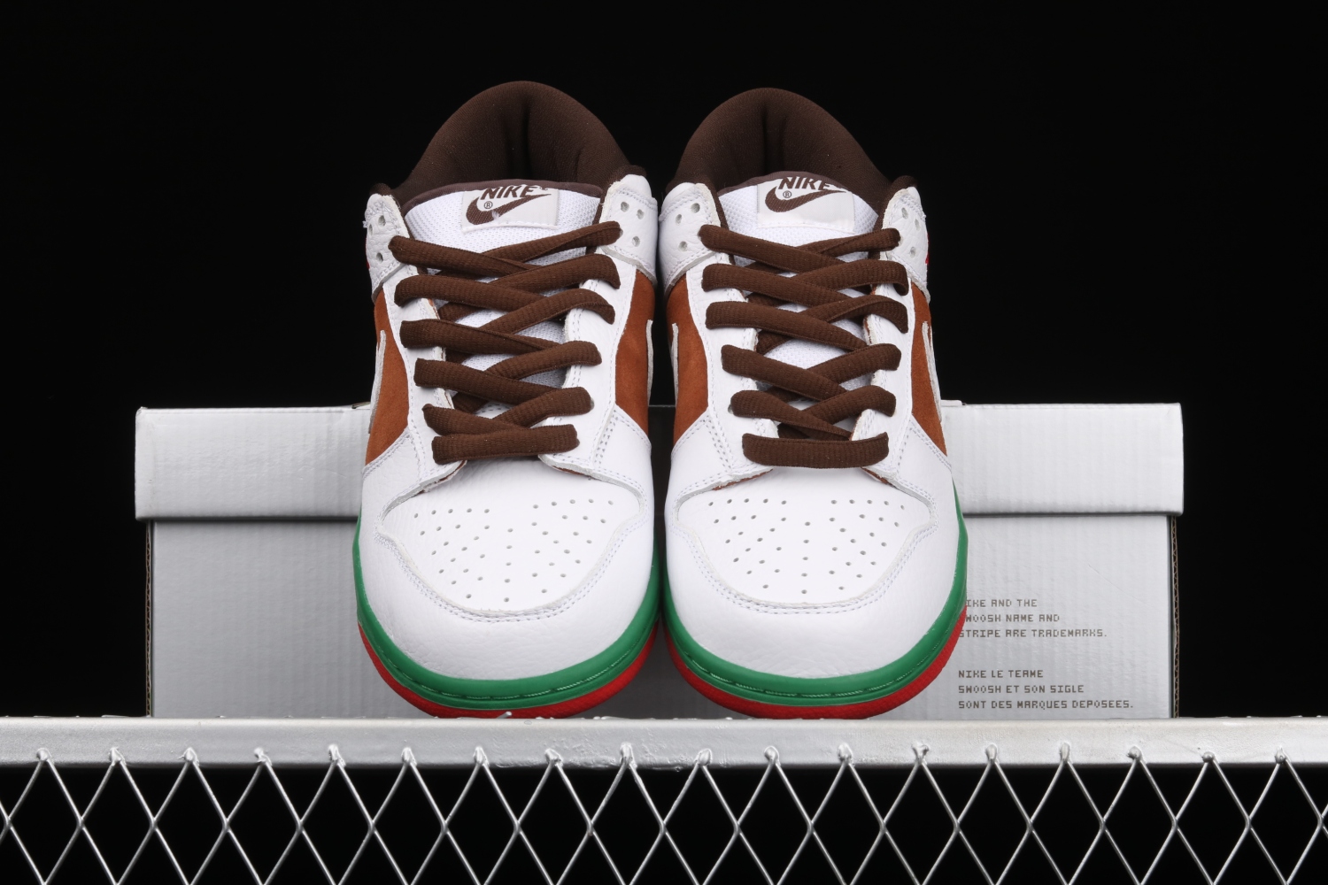 Nike Dunk SB Low Cali (2004)  304292-211