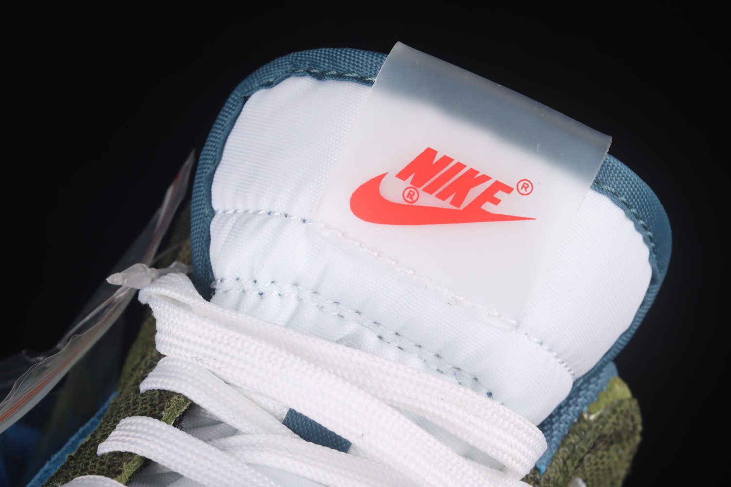 Nike Dunk Low Siempre Familia  DO2160-335
