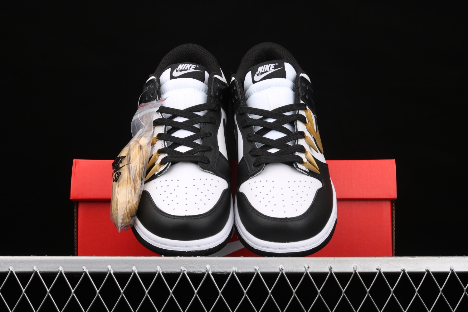 Nike Dunk Low Retro White Black (2021) DD1503-101