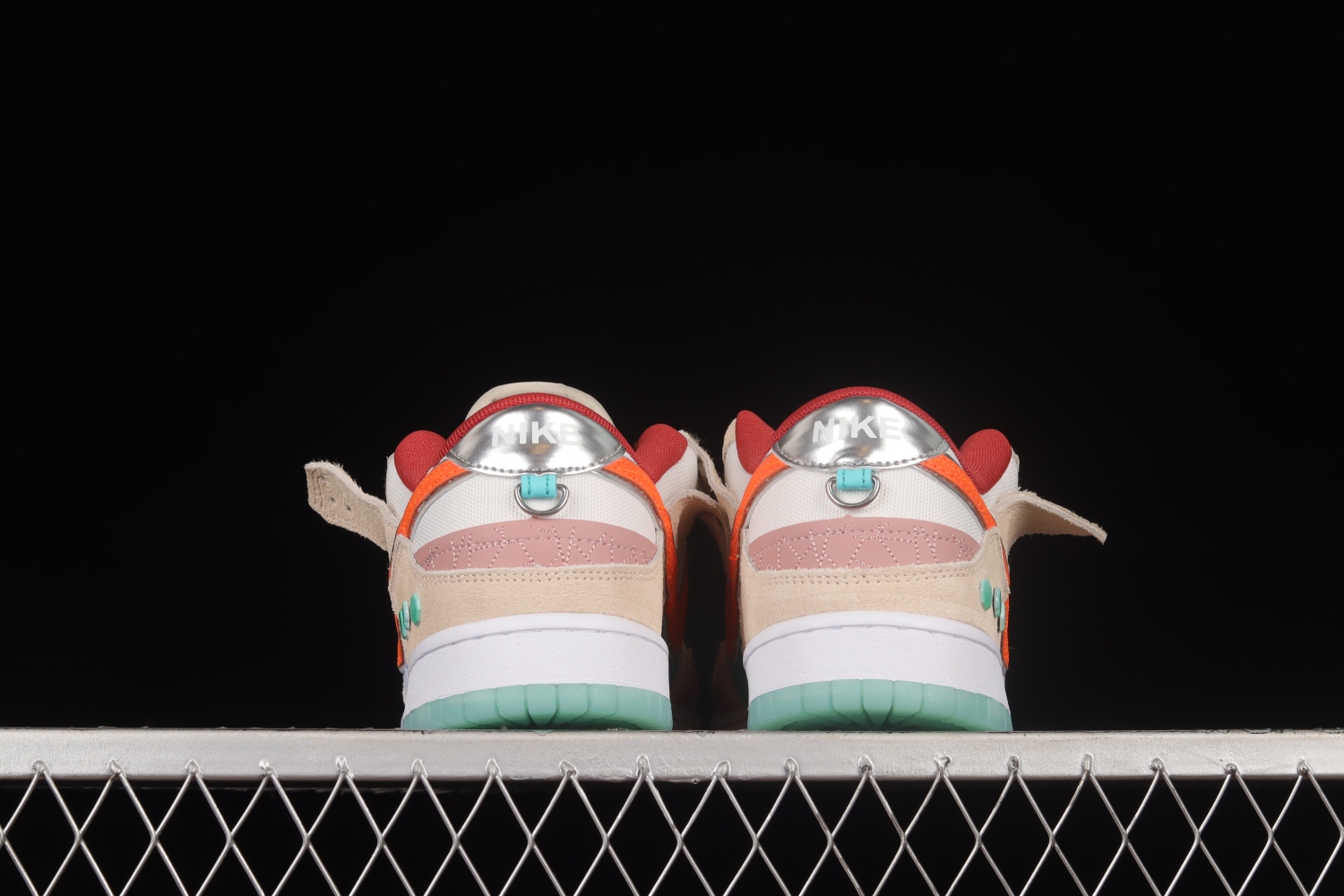 Nike Dunk Low Scrap Shapeless, Formless, Limitless DQ4975-181