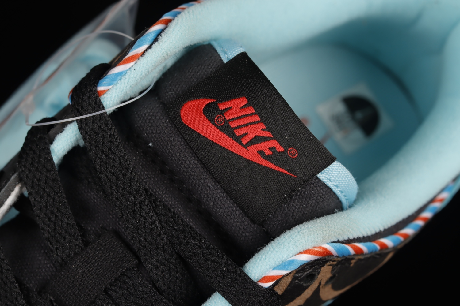 Nike Dunk Low SE Barber Shop Black DH7614-001
