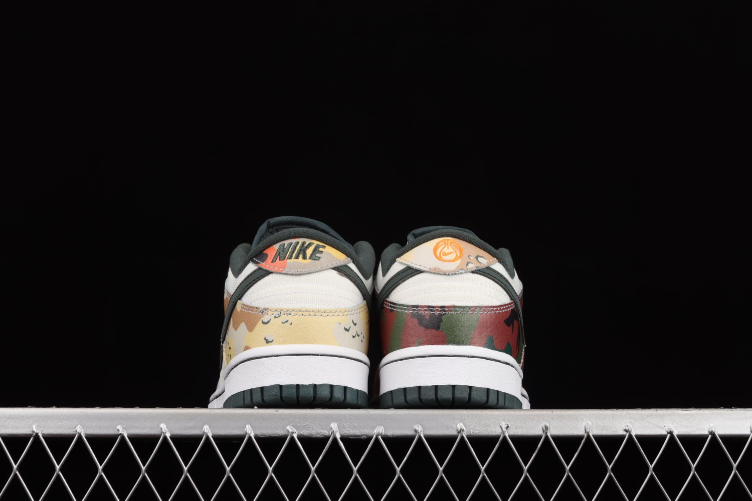 Nike Dunk Low SE Sail Multi-Camo DH0957-100