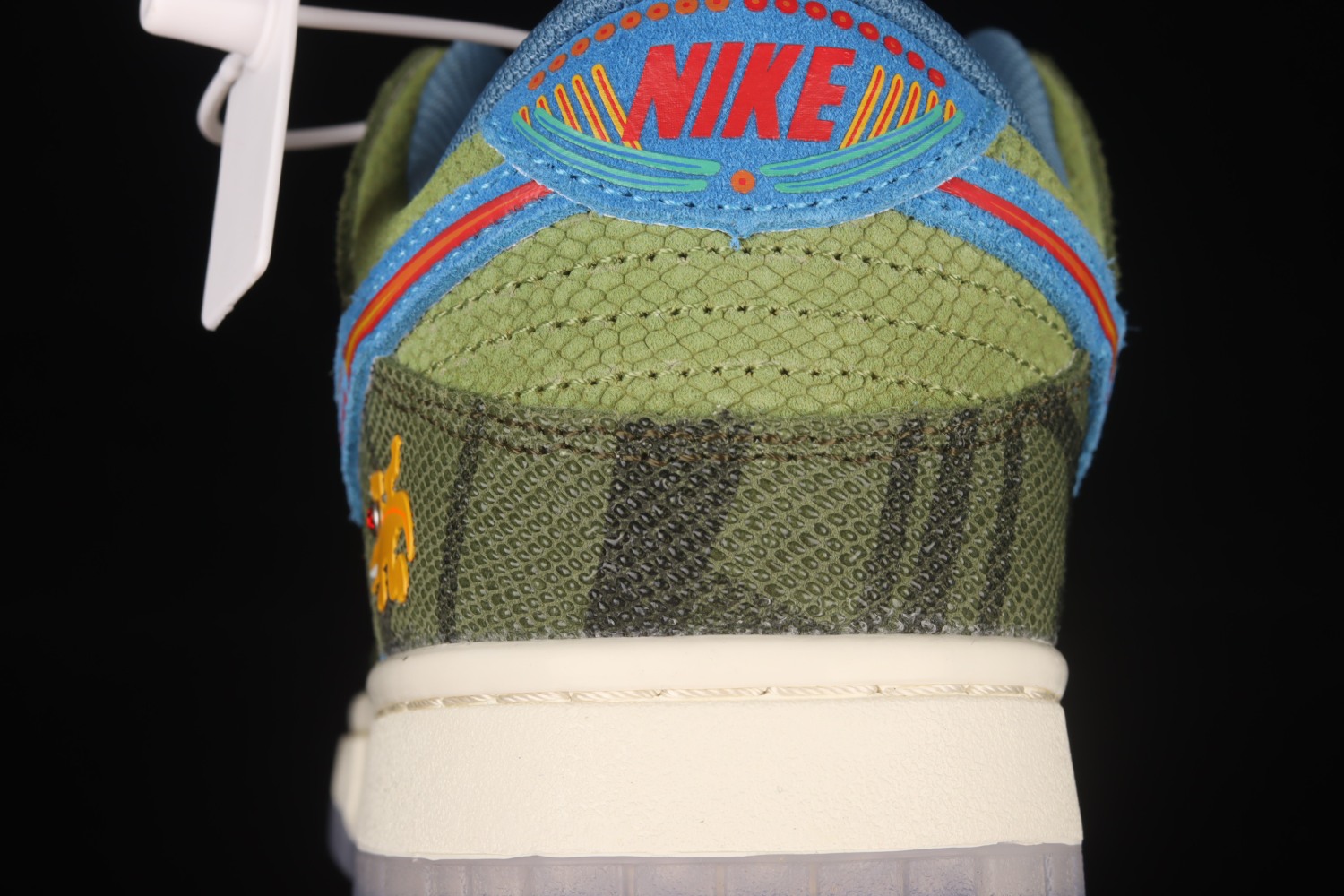 Nike Dunk Low Siempre Familia  DO2160-335