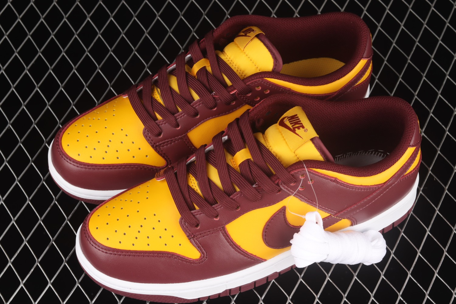 Nike Dunk Low Midas Gold DD1391-701