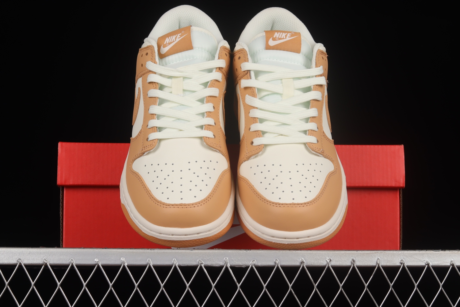 Nike Dunk Low Harvest Moon (W) DD1503-114