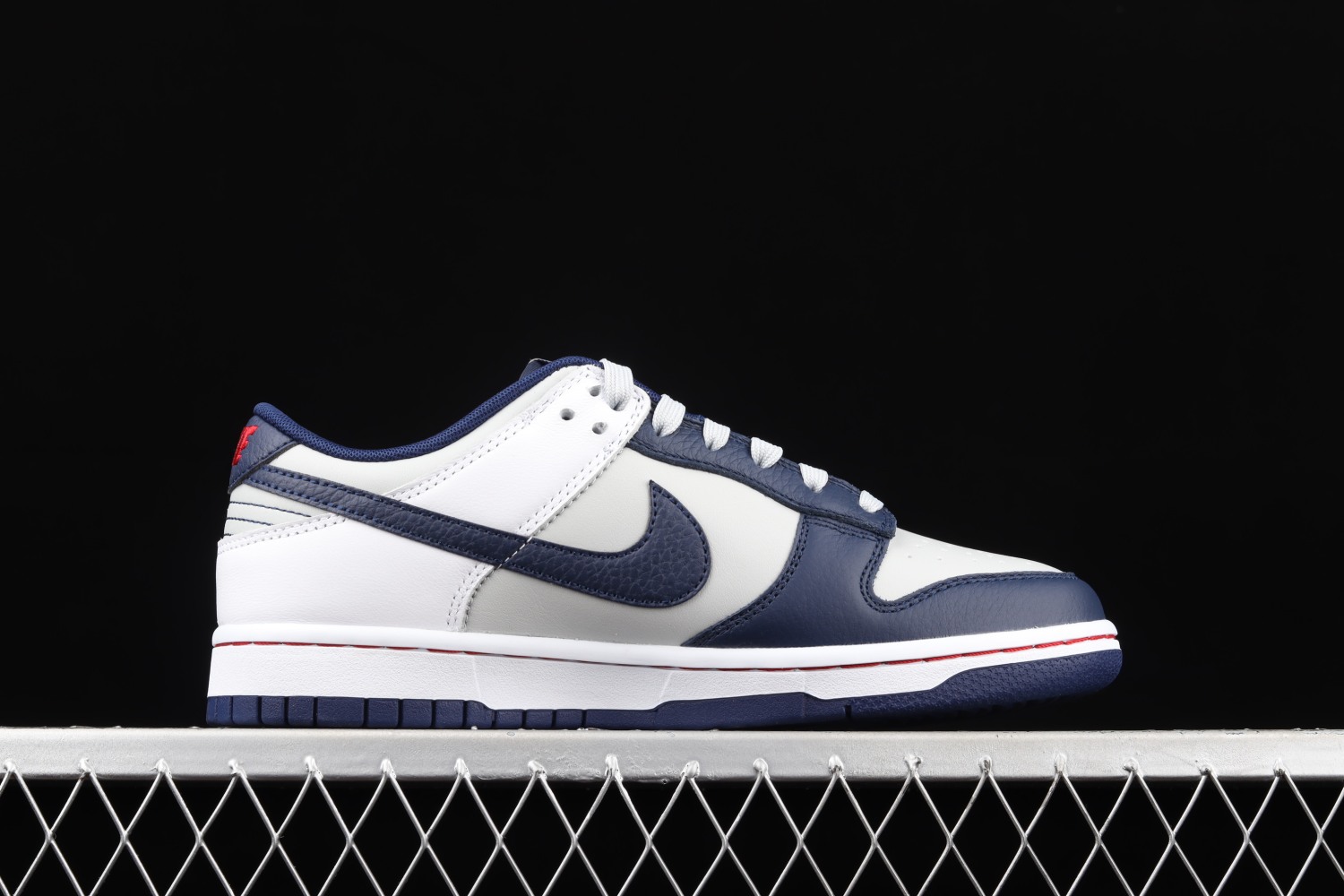 Nike Dunk Low EMB NBA 75th Anniversary Brooklyn Nets  DD3363-001