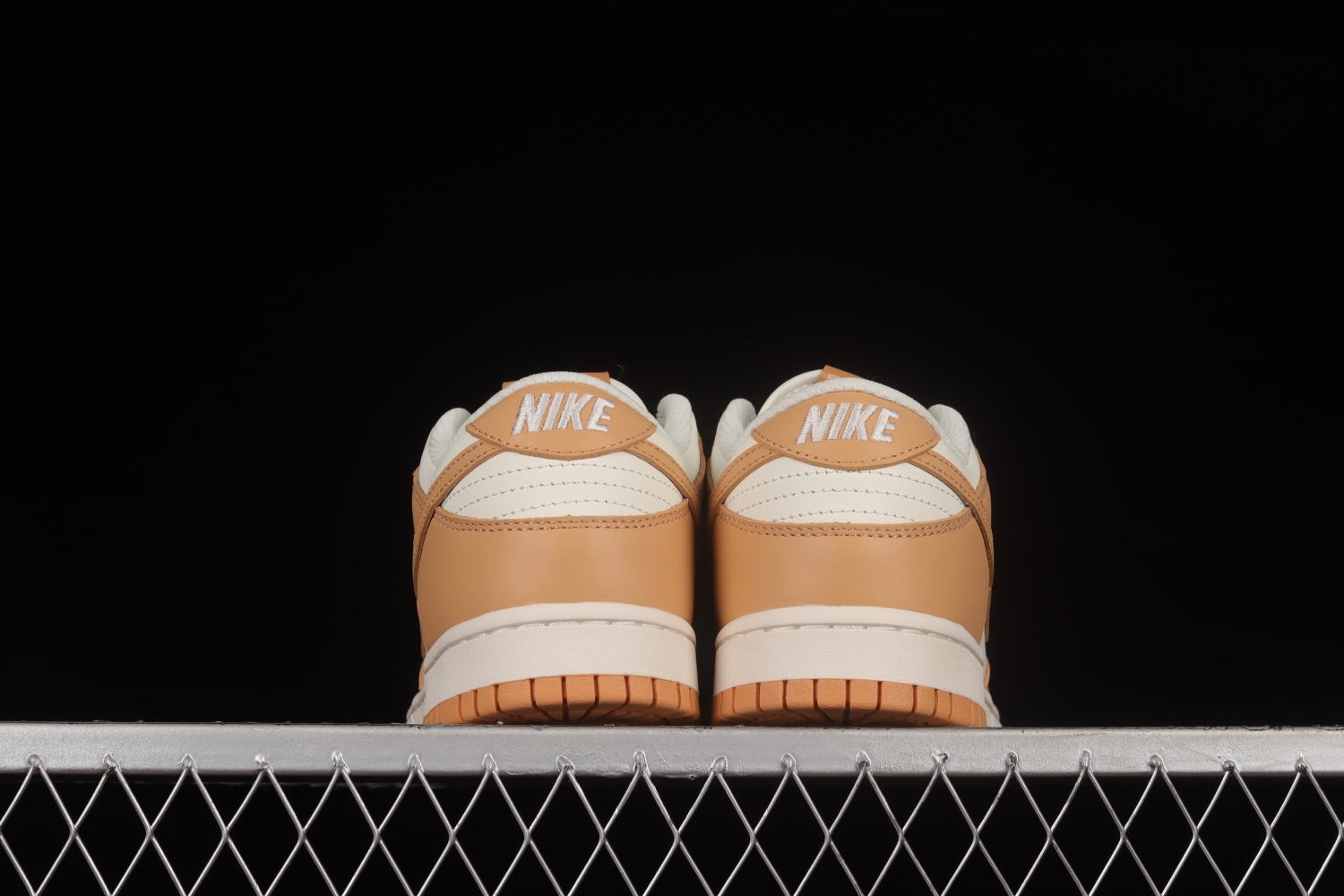 Nike Dunk Low Harvest Moon (W) DD1503-114