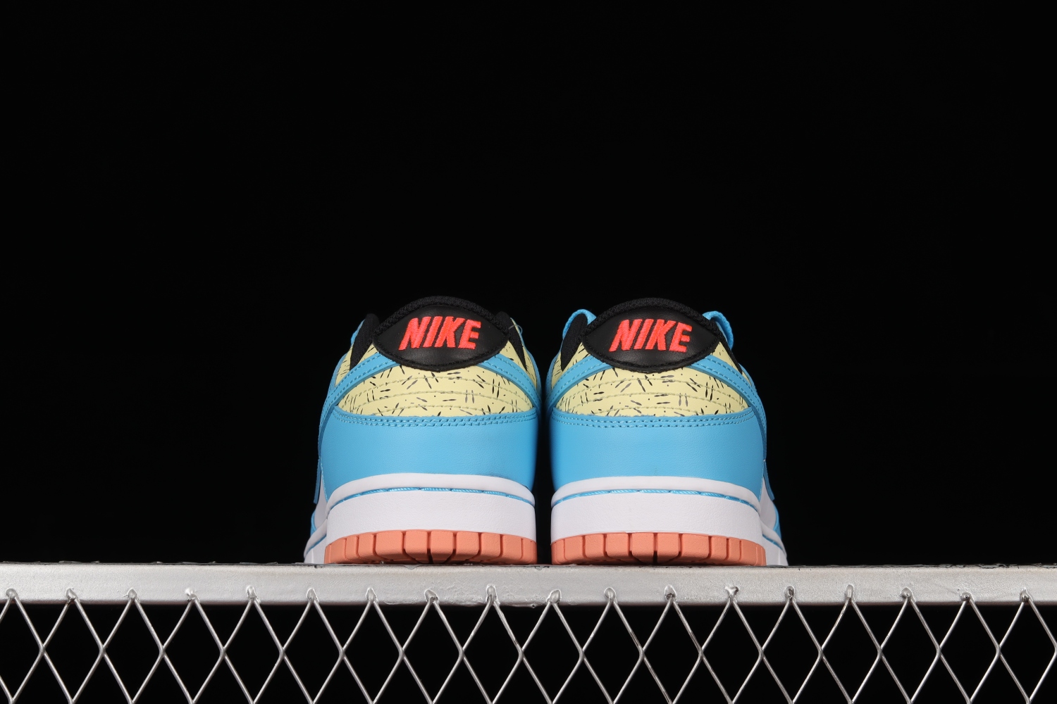 Nike Dunk Low Kyrie Irving Baltic Blue (GS) DN4179-400