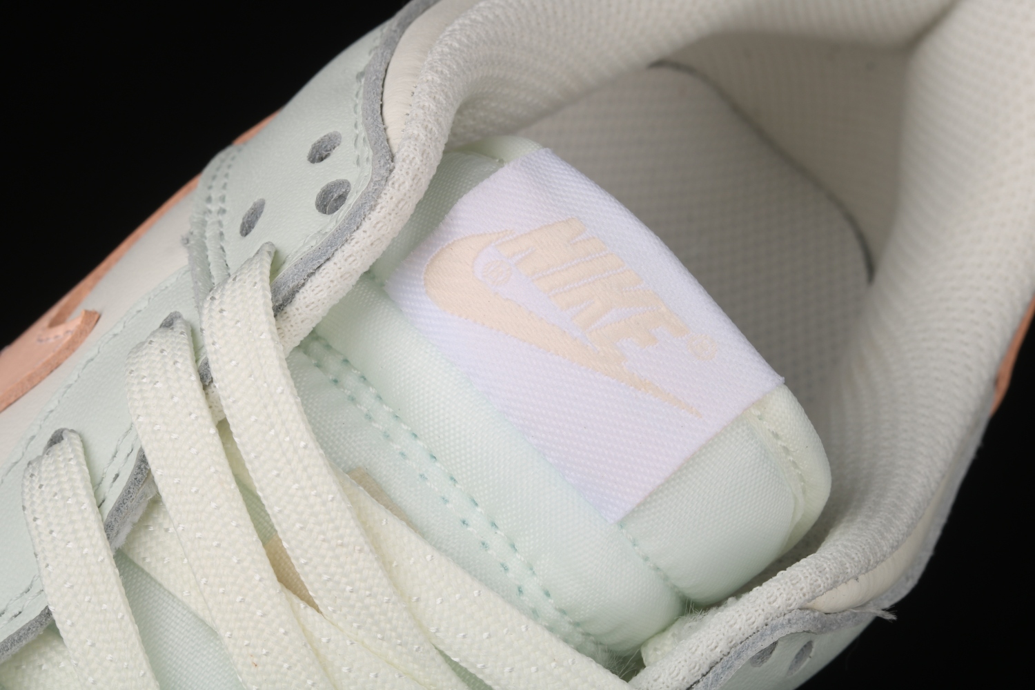 Nike Dunk Low Barely Green (W)  DD1503-104