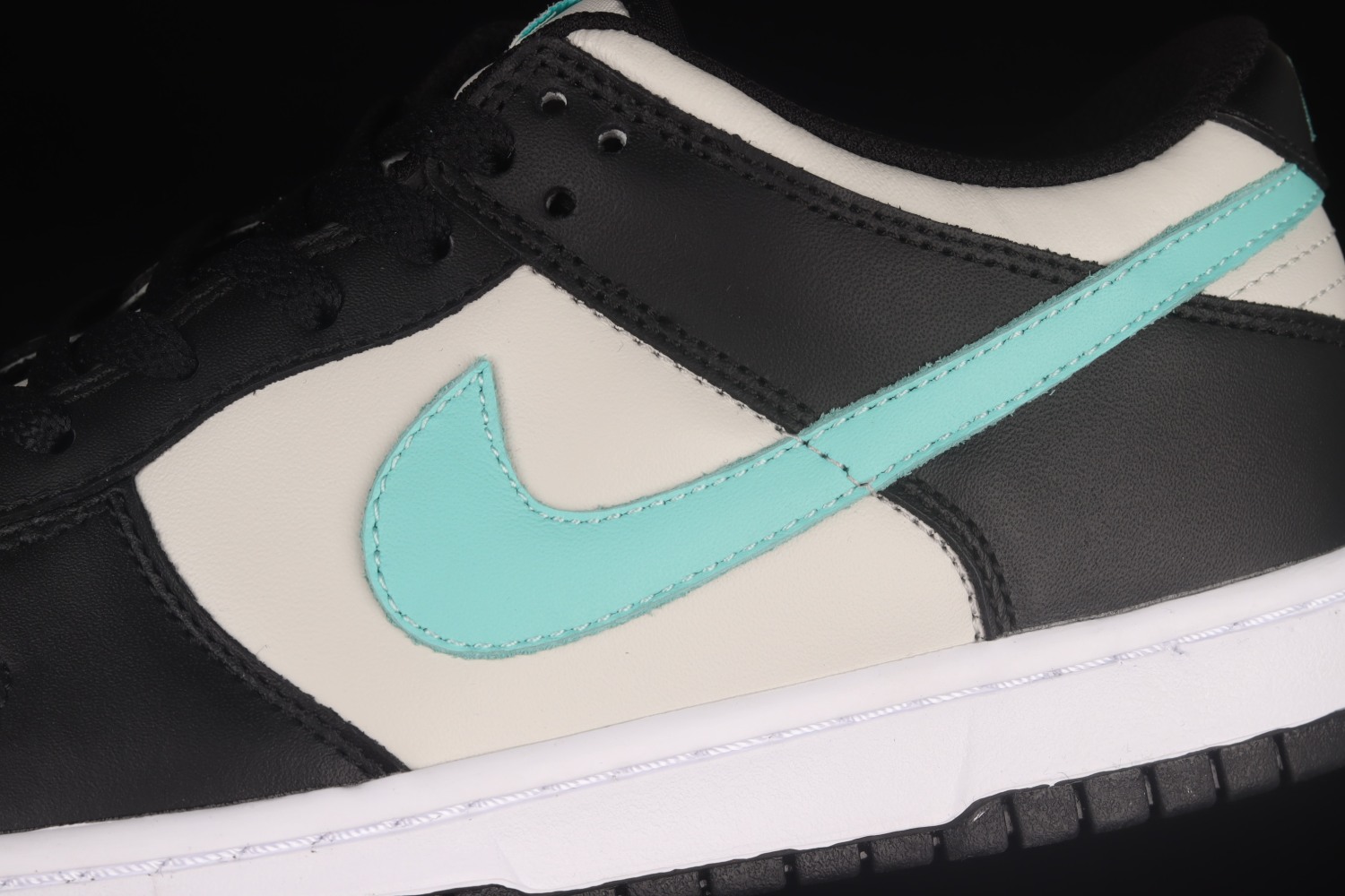 Nike Dunk Low Light Bone Tropical Twist (GS) CW1590-003