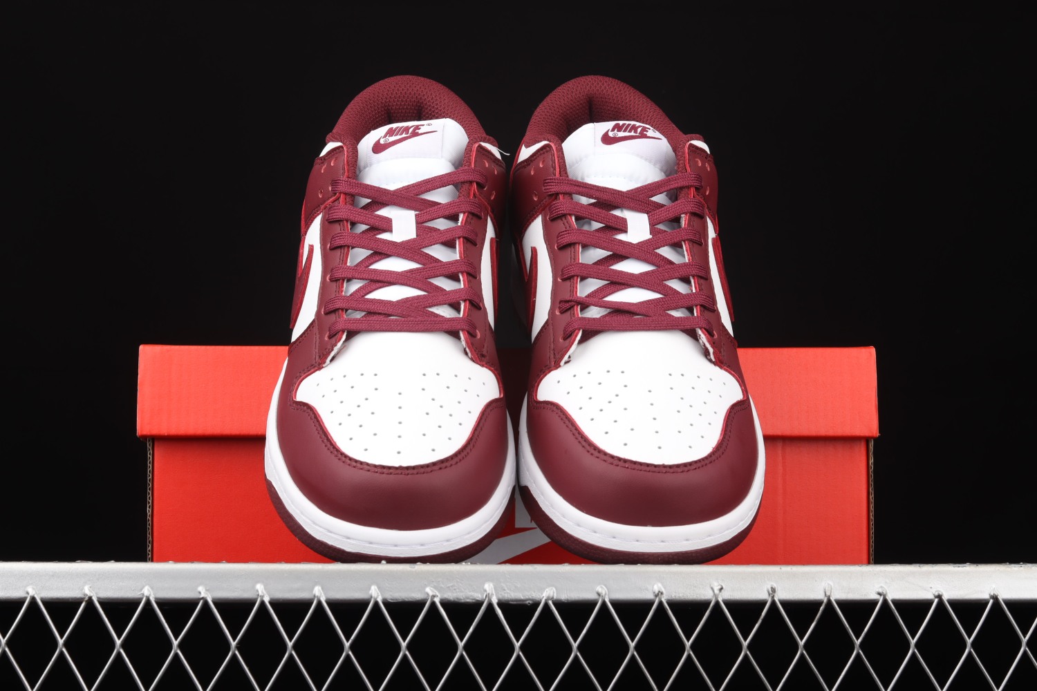 Nike Dunk Low Bordeaux (W) DD1503-108