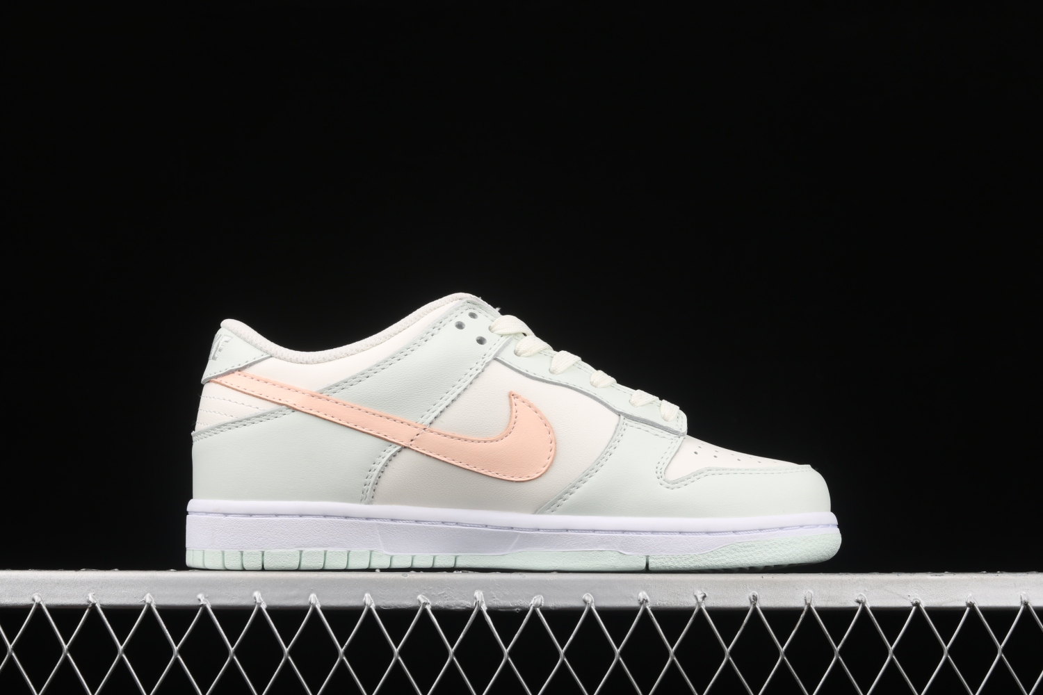Nike Dunk Low Barely Green (W)  DD1503-104