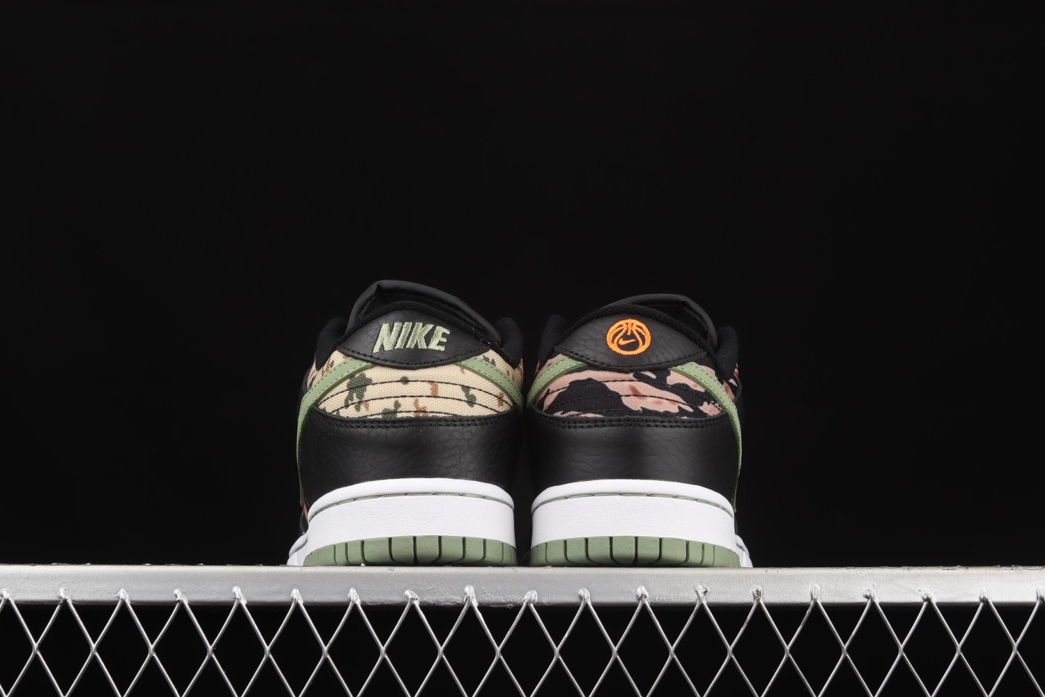 Nike Dunk Low Crazy Camo DH0957-001