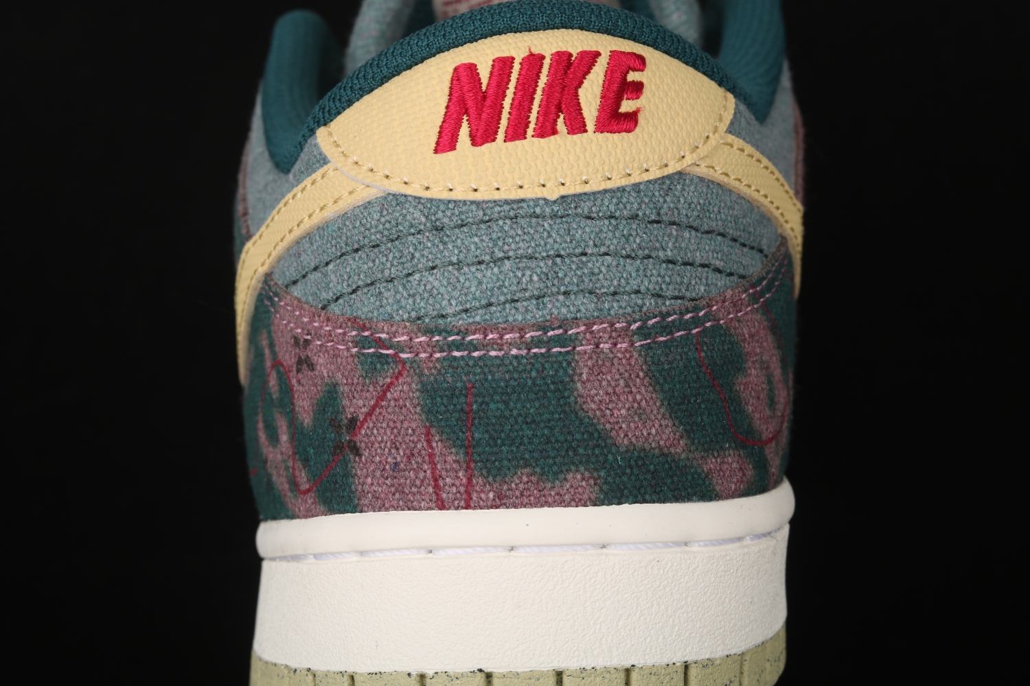 Nike Dunk Low Community Garden CZ9747-900