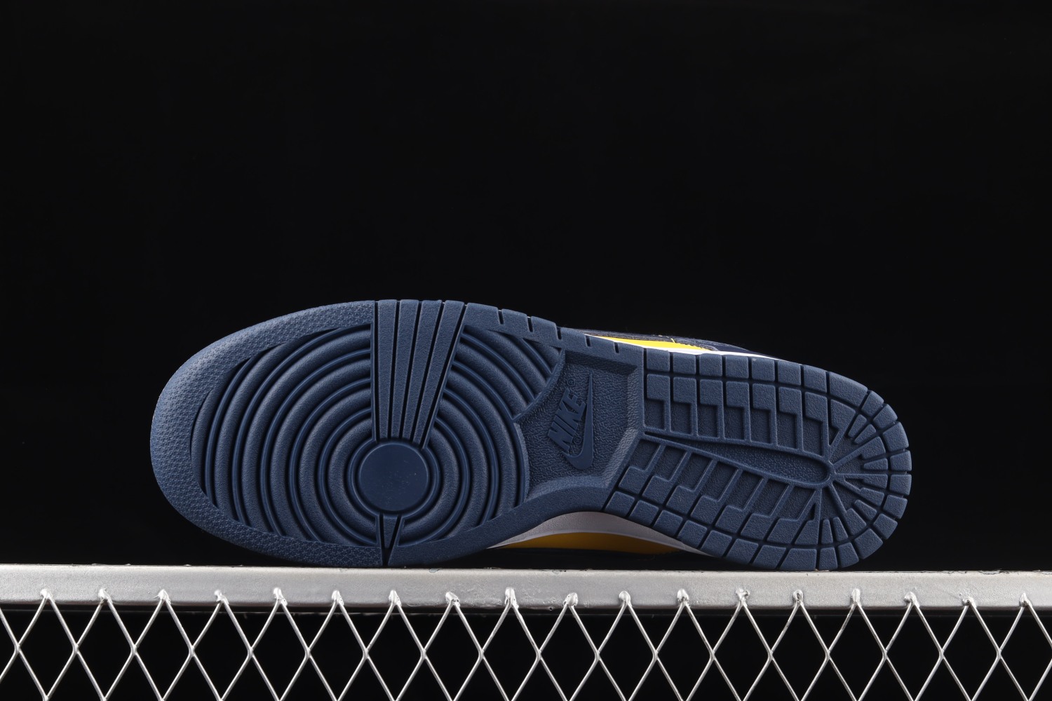 Nike Dunk Low Michigan (2021) DD1391-700