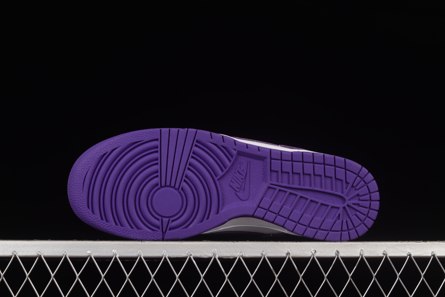 Nike Dunk Low Championship Court Purple DD1391-104