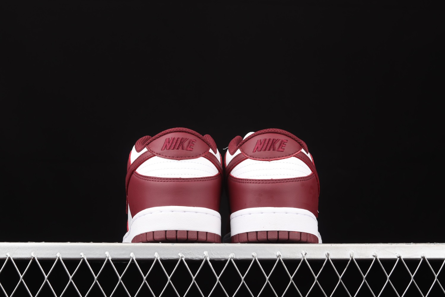 Nike Dunk Low Bordeaux (W) DD1503-108