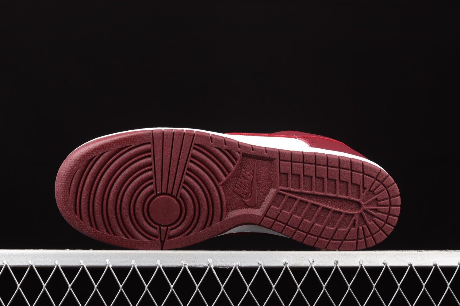 Nike Dunk Low Bordeaux (W) DD1503-108