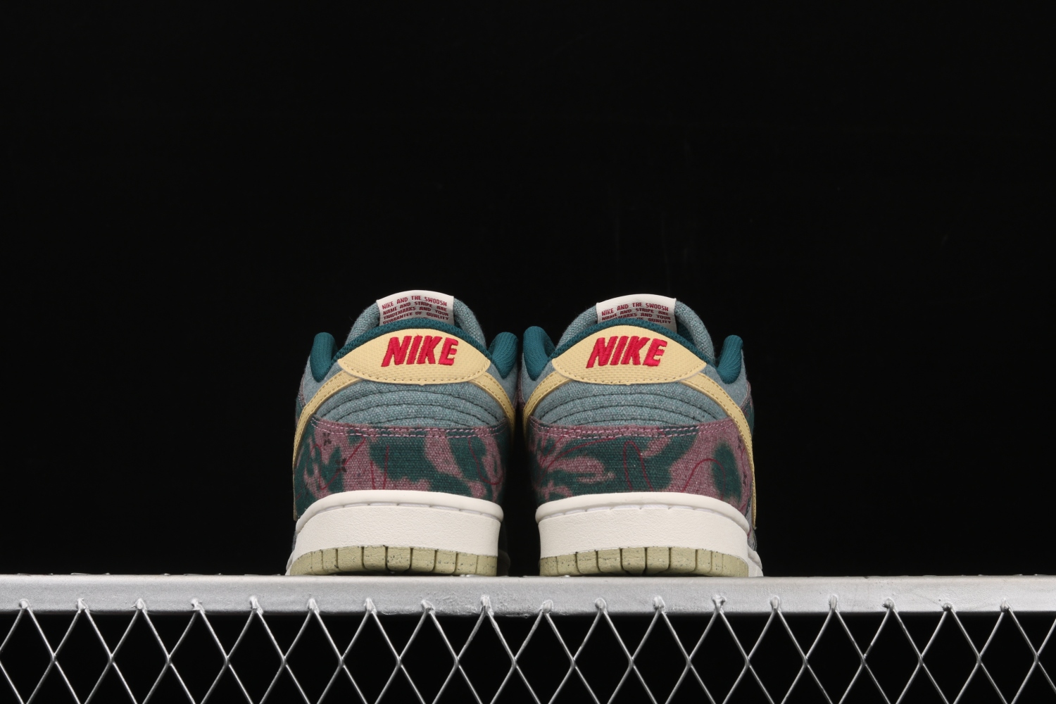 Nike Dunk Low Community Garden CZ9747-900