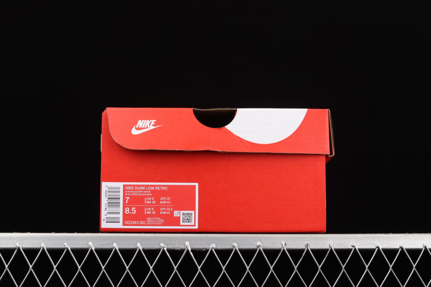 Nike Dunk Low EMB NBA 75th Anniversary Brooklyn Nets  DD3363-001