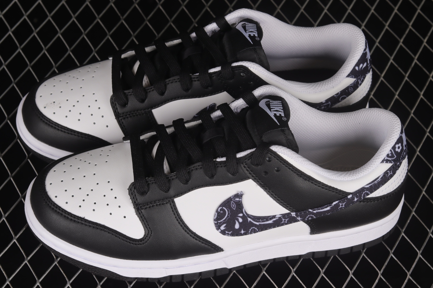 Nike Dunk Low Essential Paisley Pack Black (W) DH4401-100