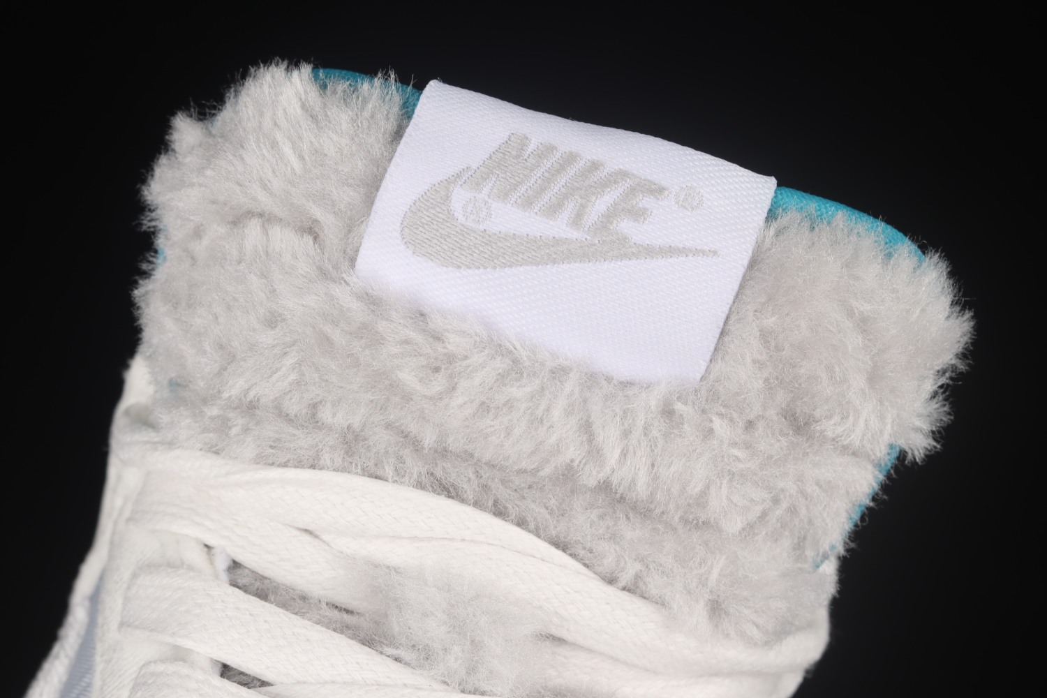 Nike Dunk Low Ice (W)  DO2326-001