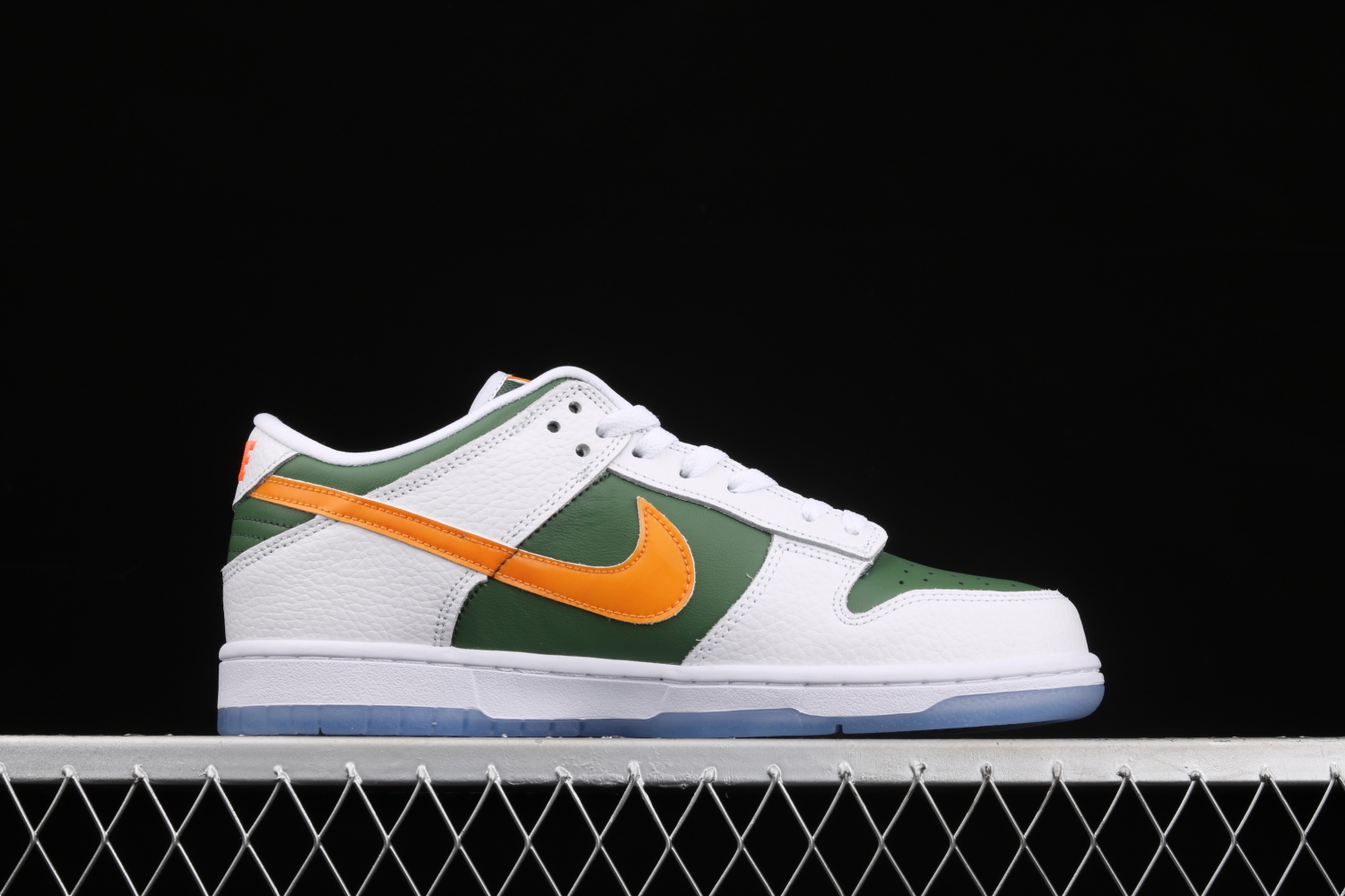 Nike Dunk Low NY vs. NY DN2489-300