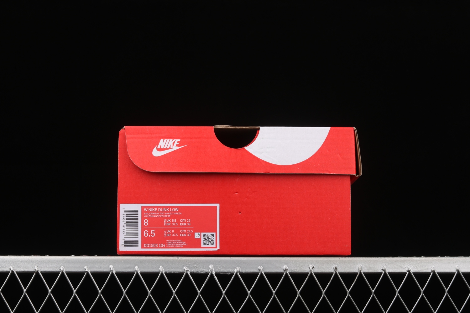 Nike Dunk Low Barely Green (W)  DD1503-104