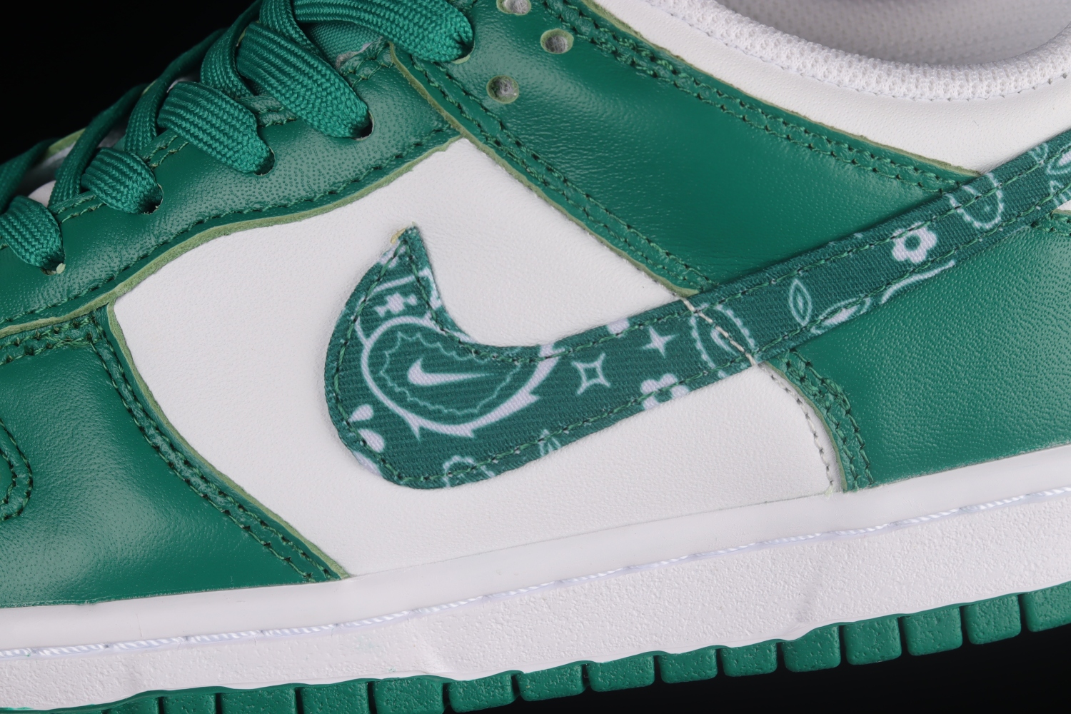 Nike Dunk Low Essential Paisley Pack Green (W) DH4401-102