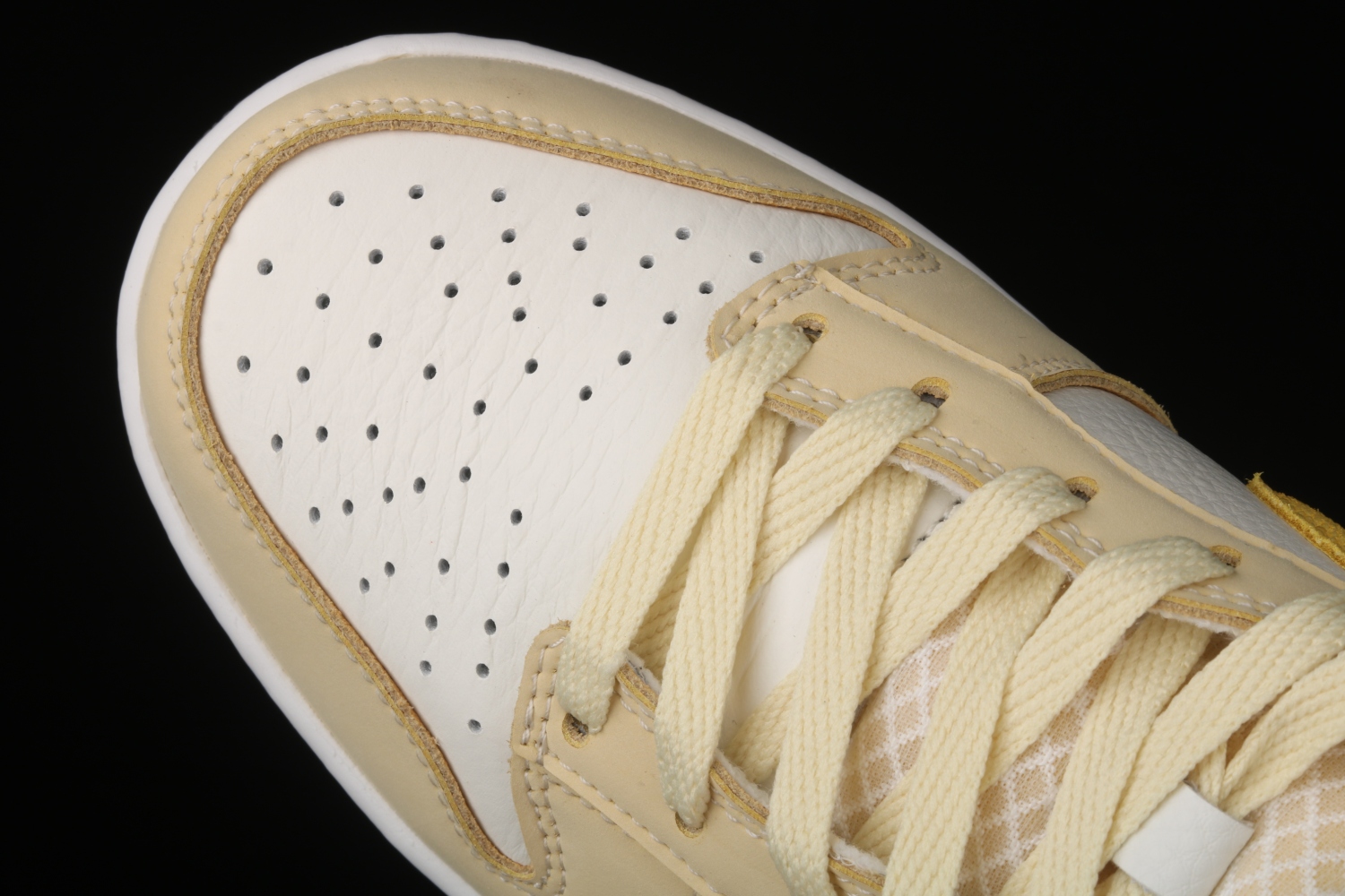 Nike Dunk Low Lemon Drop DJ6902-700