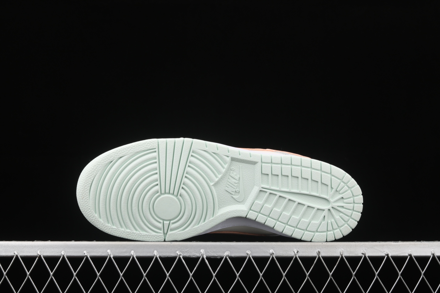 Nike Dunk Low Barely Green (W)  DD1503-104