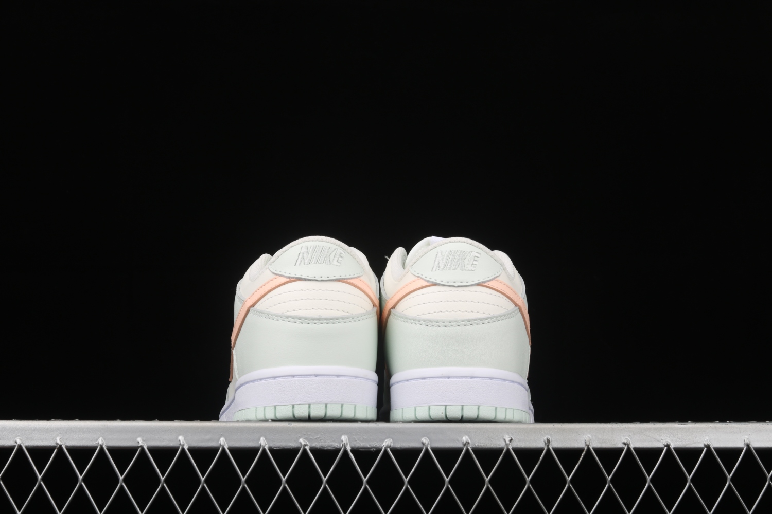 Nike Dunk Low Barely Green (W)  DD1503-104