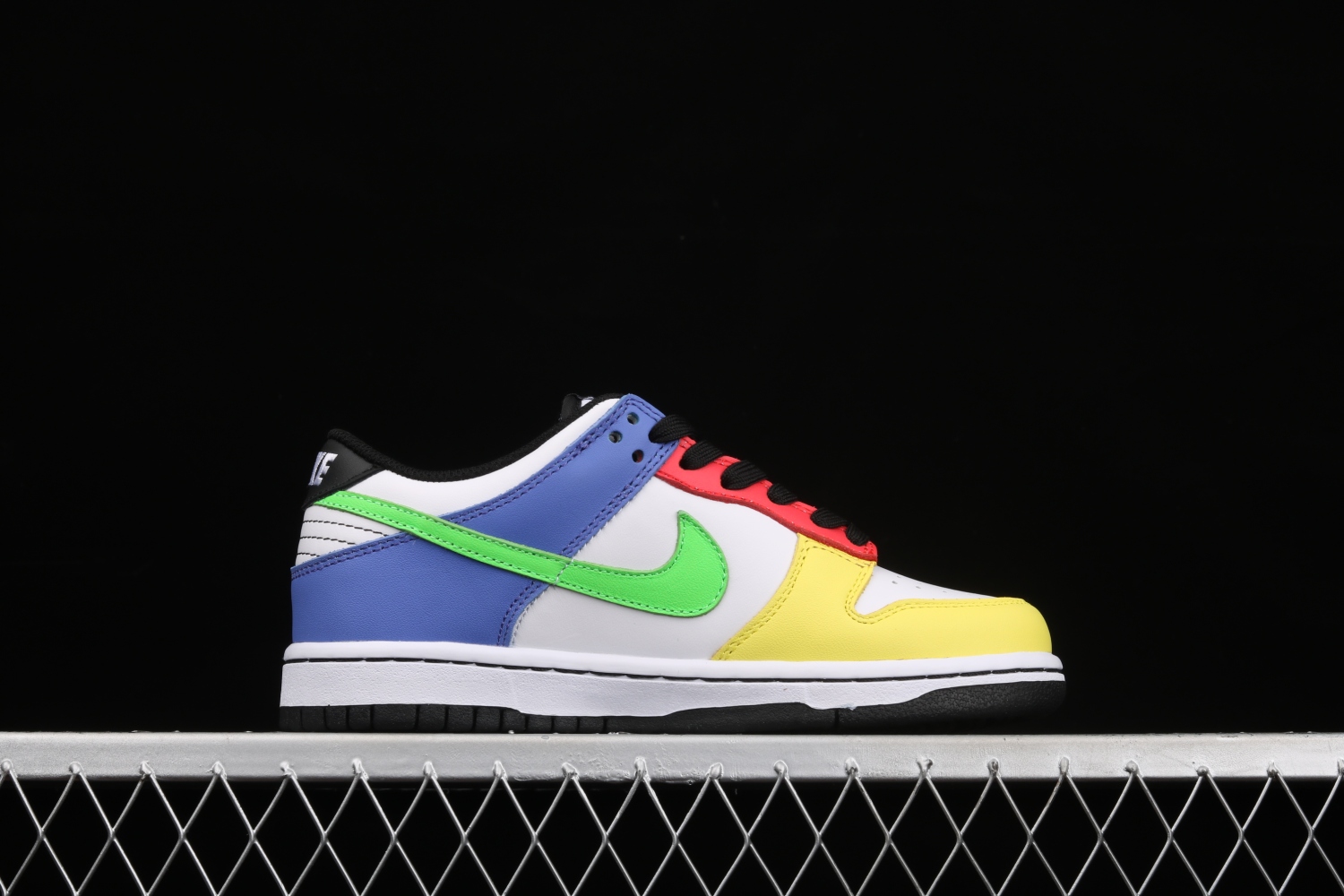 Nike Dunk Low Green Strike (W)  DD1503-106