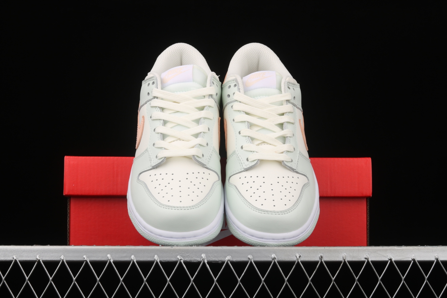 Nike Dunk Low Barely Green (W)  DD1503-104