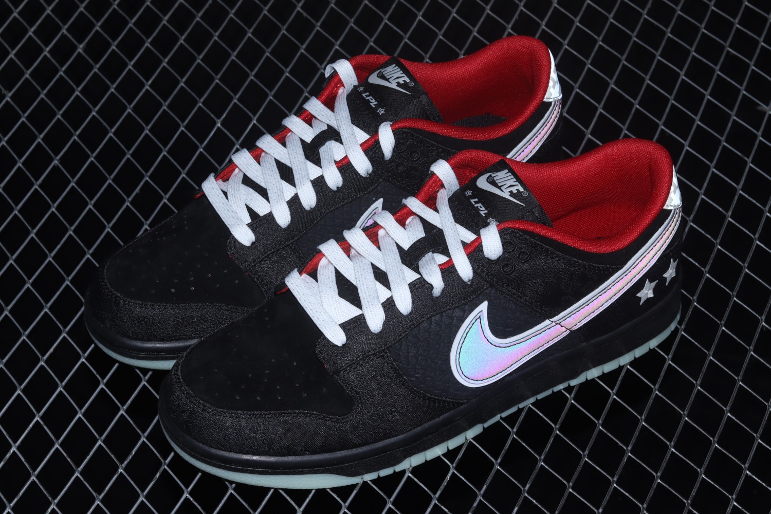 Nike Dunk Low LPL League of Legends DO2327-011