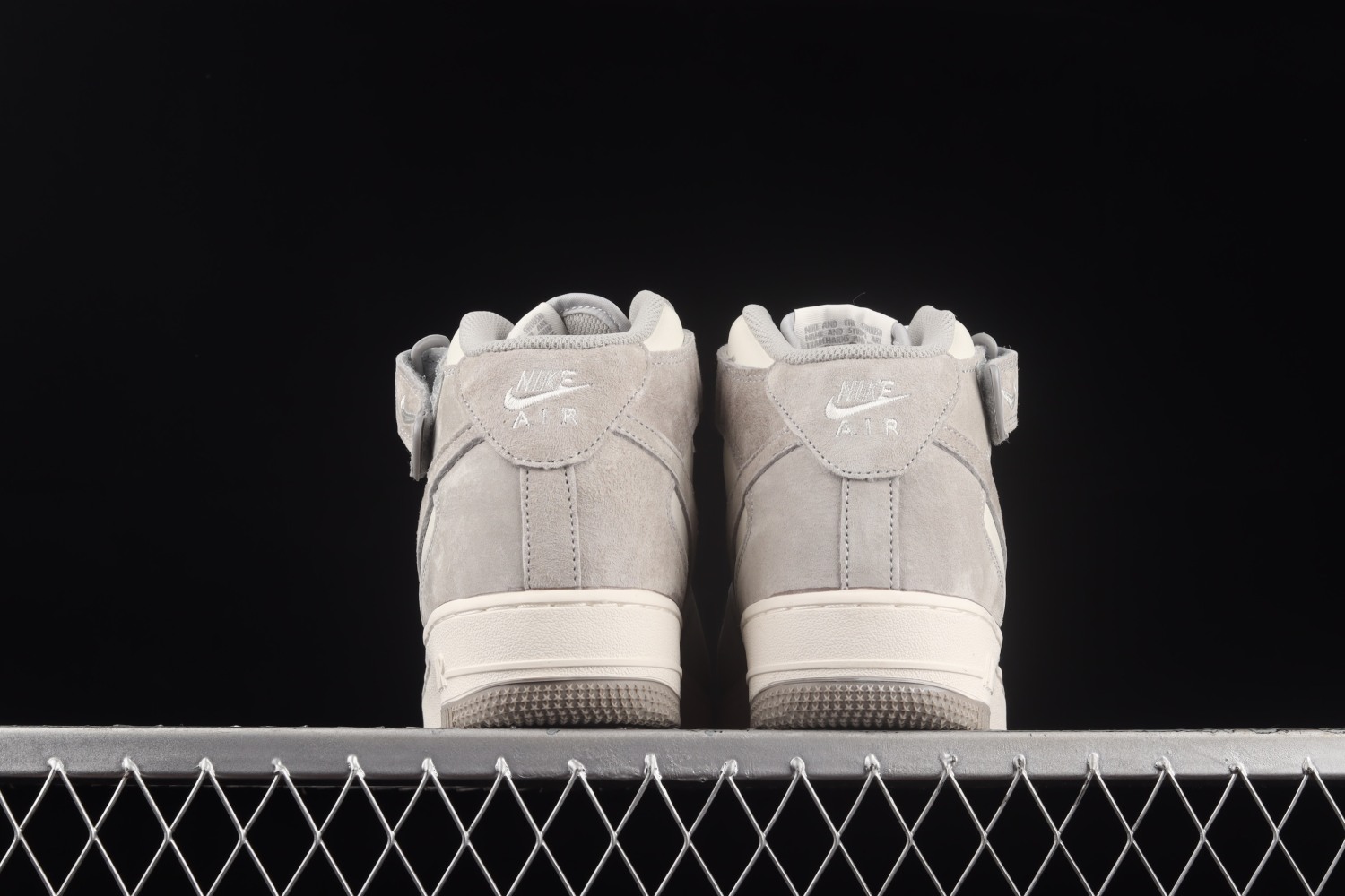 Nike Air Force 1 07 Mid Beige Grey CQ3866-015