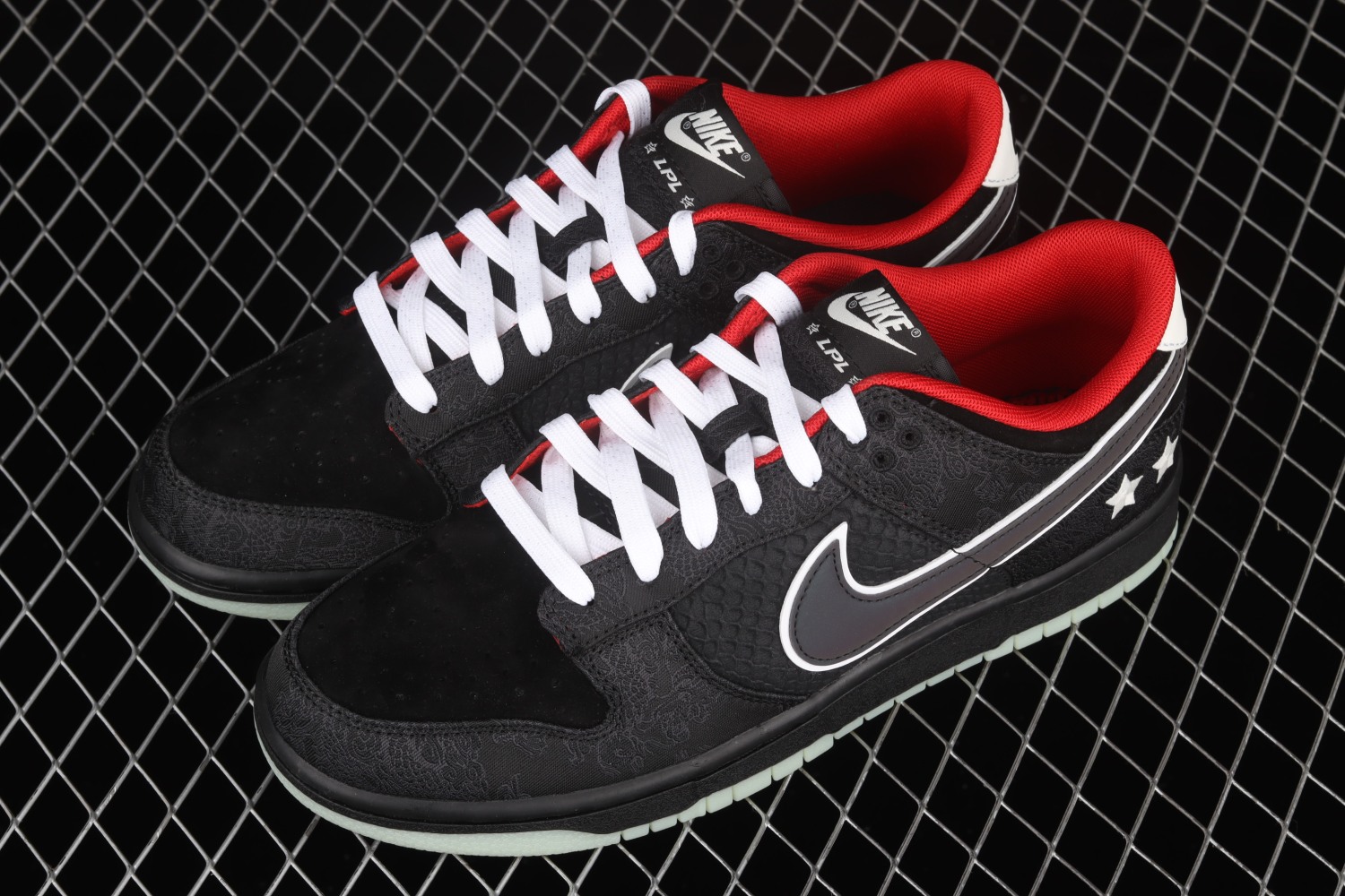 Nike Dunk Low LPL League of Legends DO2327-011